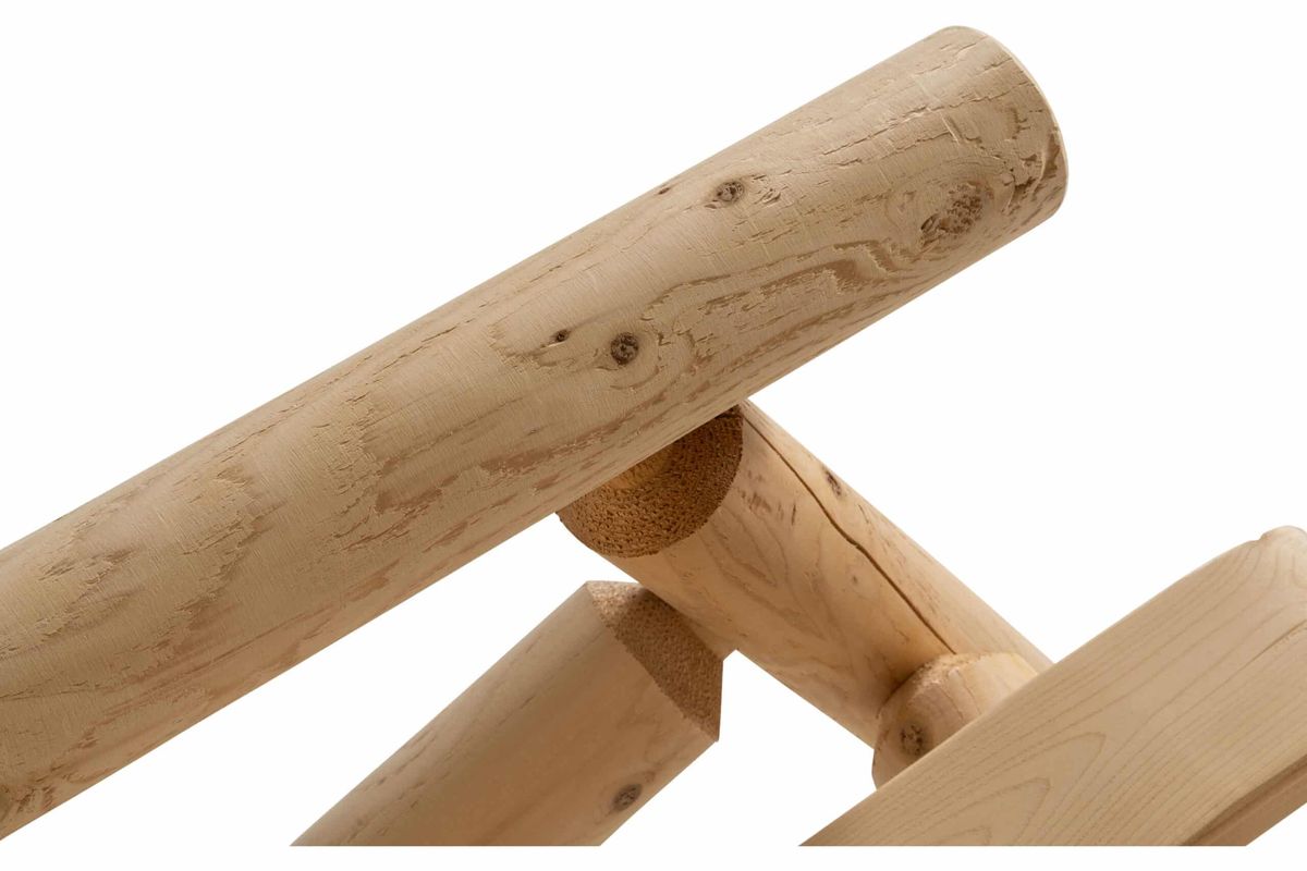 Lakewood Log Stol - Sedertre